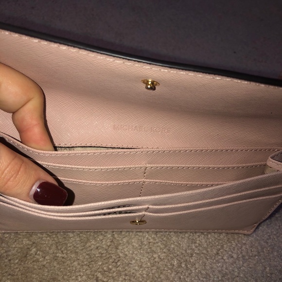Brand new Michael Kors Purse and Wallet - Picture 11 of 11